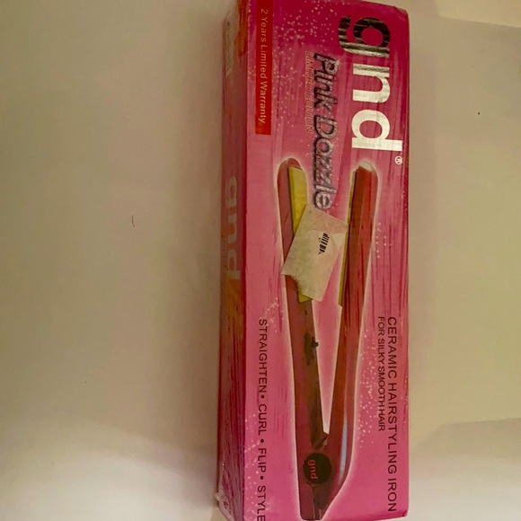 Other - Gnd  ceramic hairstyling IRON